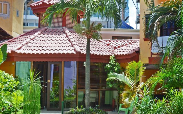 Отель The Club Ten Beach Resort Филиппины, остров Боракай - отзывы, цены и фото номеров - забронировать отель The Club Ten Beach Resort онлайн вид на фасад