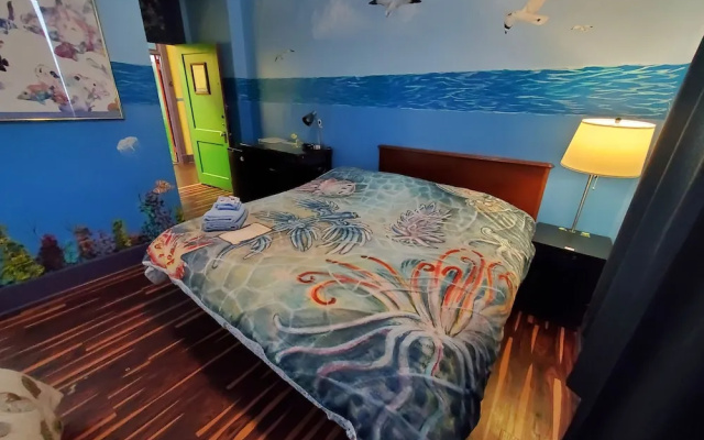 The Pirate Haus Inn