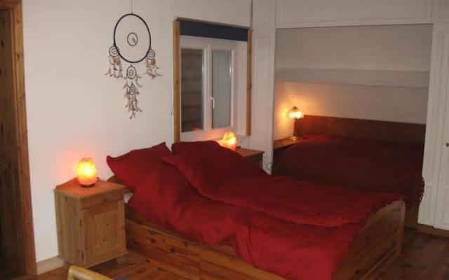 Familiensuite, zwei Zimmer, Mitbenutzung von Küche und Bad
