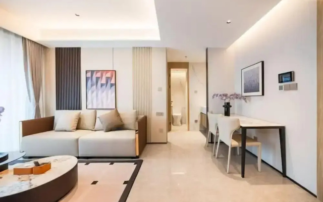 ShenZhen Platinum Collection Service Apt