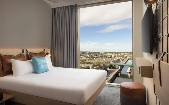Moxy Dublin Docklands