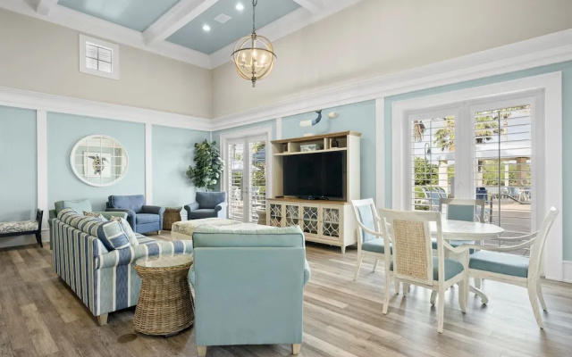 600 Cinnamon Beach