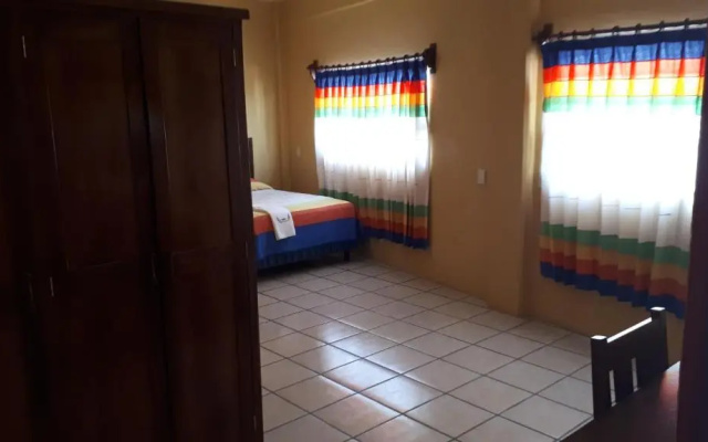 Hotel Alebrijes