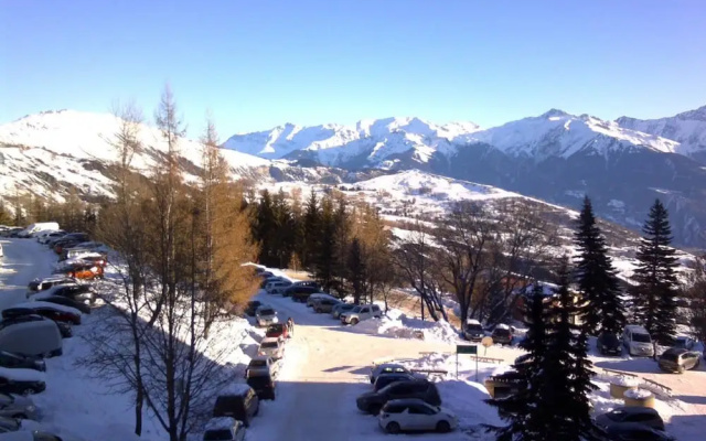 Pleasant Apartment in Villarembert