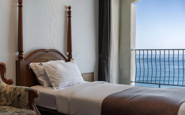 Hotel Maremons