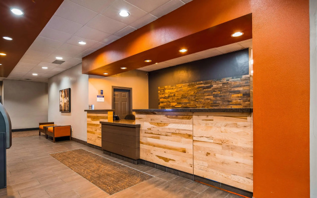 Best Western Golden Lion Hotel