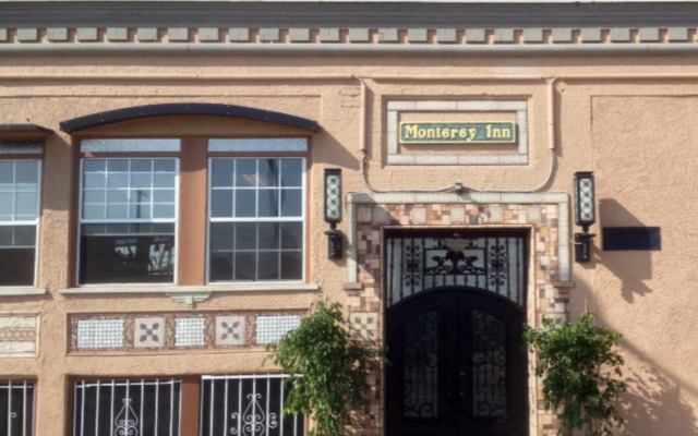 Отель Monterey Inn Hotel США, Уилмингтон - отзывы, цены и фото номеров - забронировать отель Monterey Inn Hotel онлайн вид на фасад