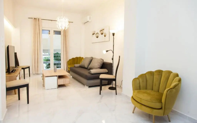Modern 3-bedroom Apartment Next to Koridallos square