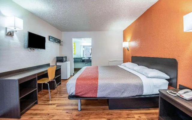 America's Best Value Inn & Suites Columbus