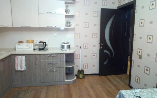 Cozy House in Bina, Bolluq