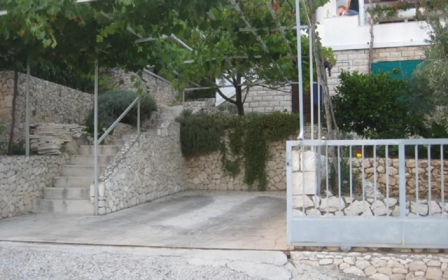Apartment Miki - 25 m from the sea