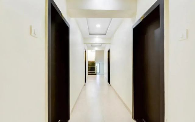 V&S Hotel By Oyo Rooms