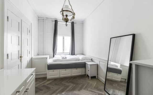 140m2 Apartment with Parliament View