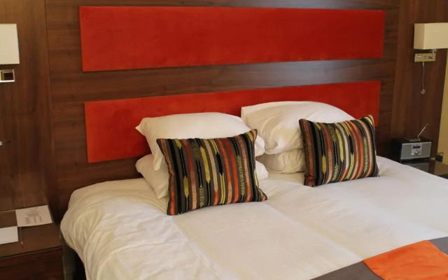 Parklands Hotel