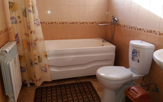Ali Hotel