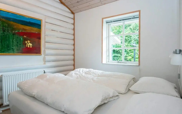 8 Person Holiday Home in Glesborg-by Traum