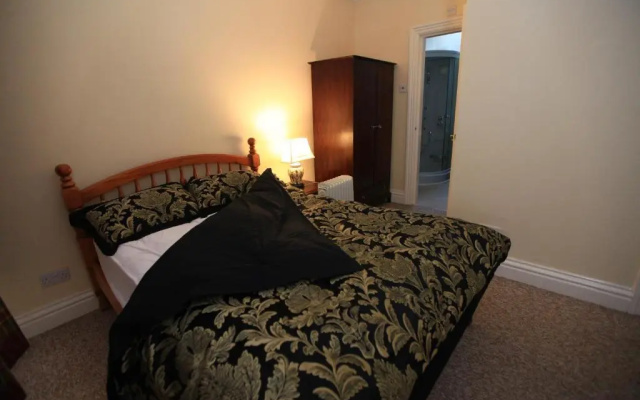 headland apartments