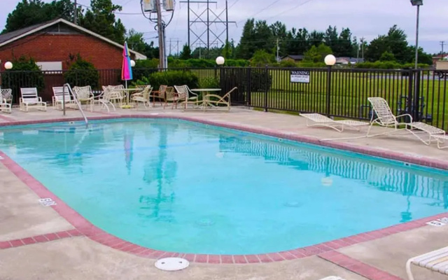 Fortune Inn & Suites