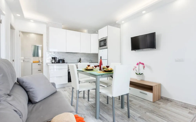 C104A Brand New Apartment, Big Terrace, Pool