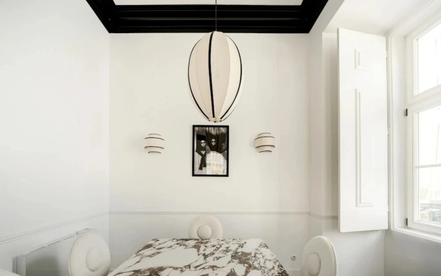 Chiado Deluxe by Homing