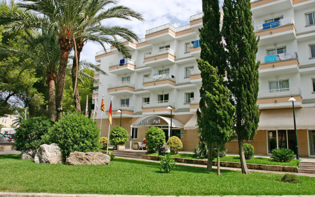 Apartamentos Hsm Lago Park In Alcudia Spain From 74 Photos