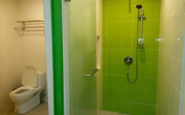 Hotel CIQ Taman Desa Tebrau