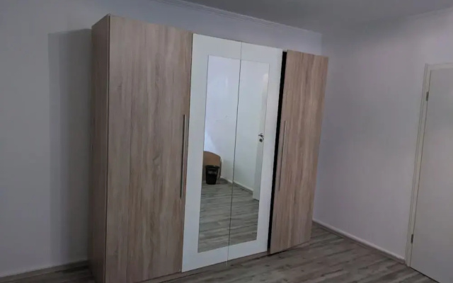 NestOaseWHV Zimmer zw.City und Südstrand