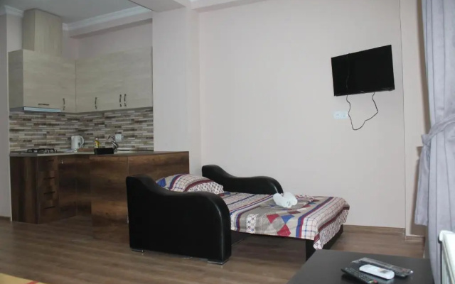 Lali's apartment