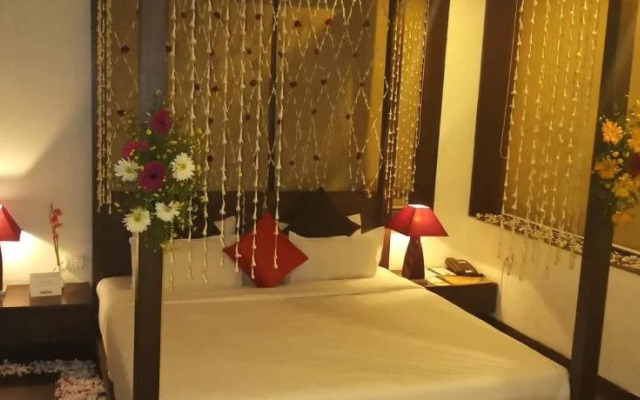 17 Degrees Hotel