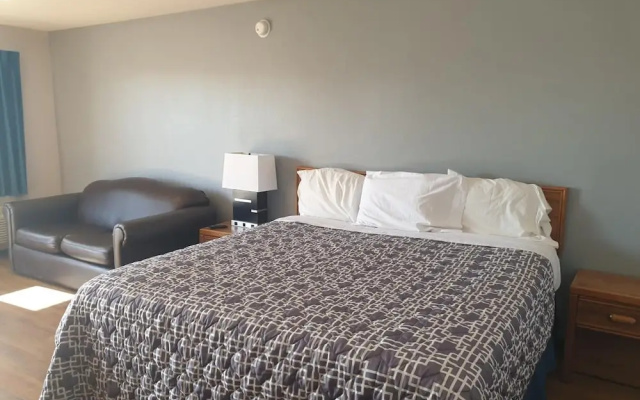 Riata Inn