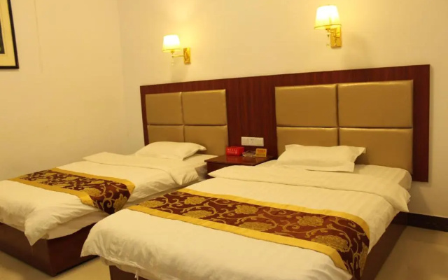Dunhuang Happy Yijia Guest House