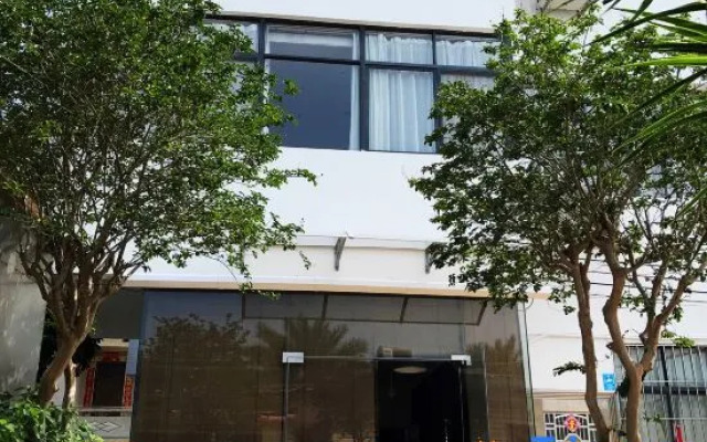Shenzhen Houhainan Yan No.24 Inn