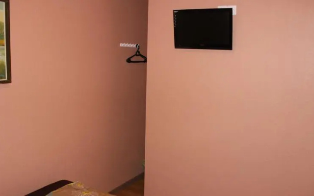 Pakri Hostel