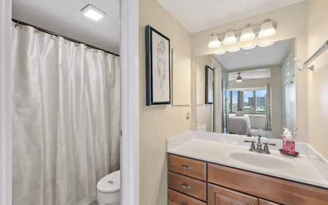 Stunning Condo Oceanview