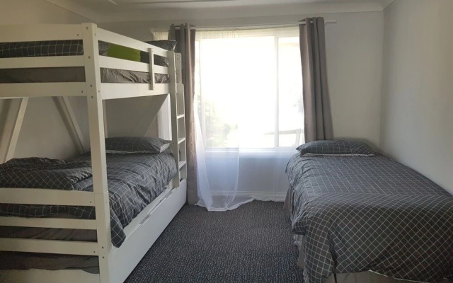 Lake Escape - Lake Macquarie