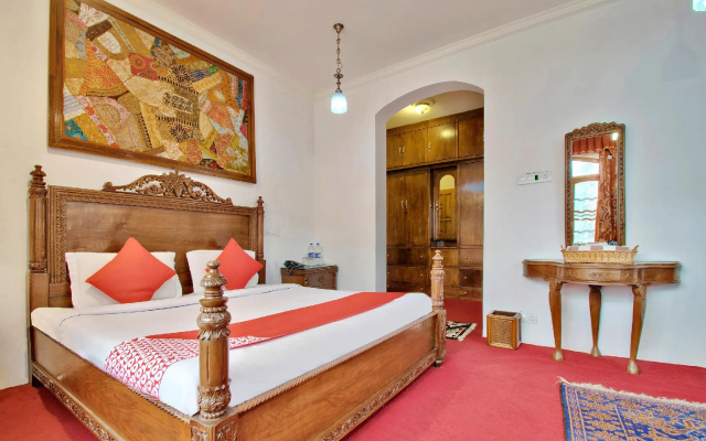 Hotel Ronak Resort