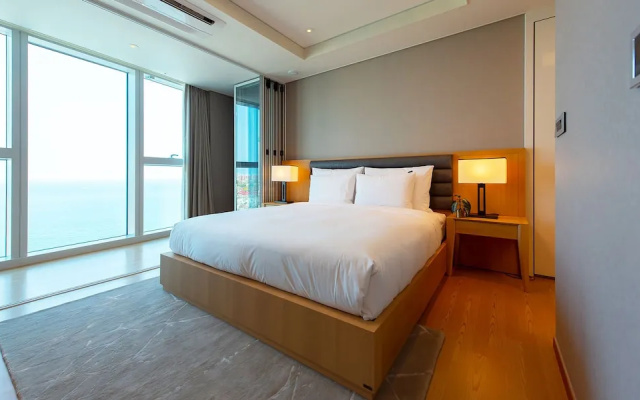 LCT Residence