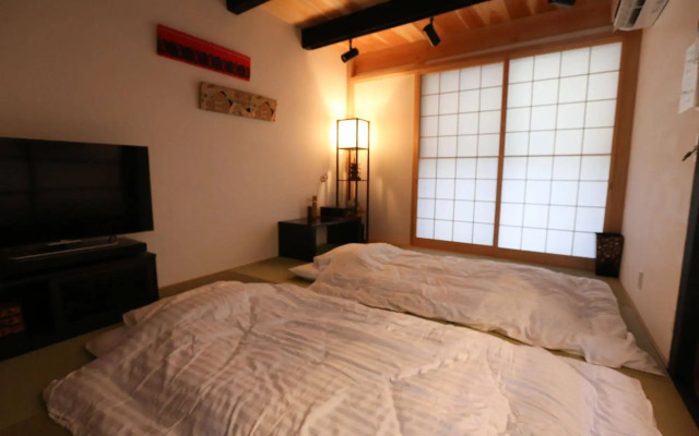 Rakuya Karasuma Gojo