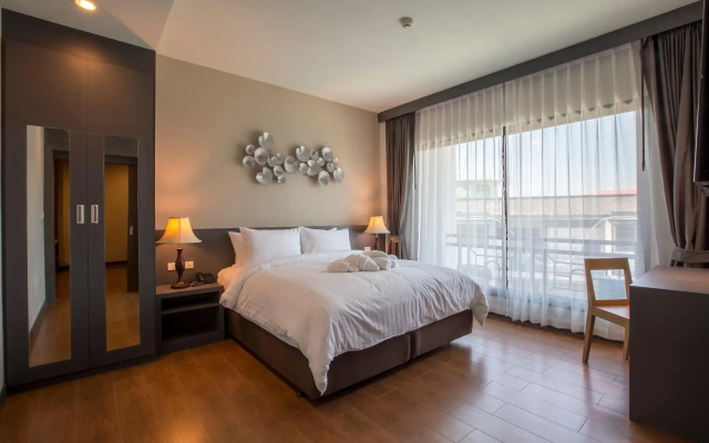 Civilize Hotel