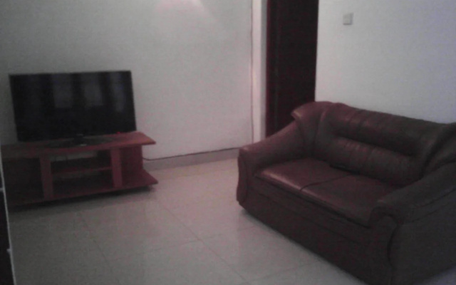Negombo Blue Villa Hotel