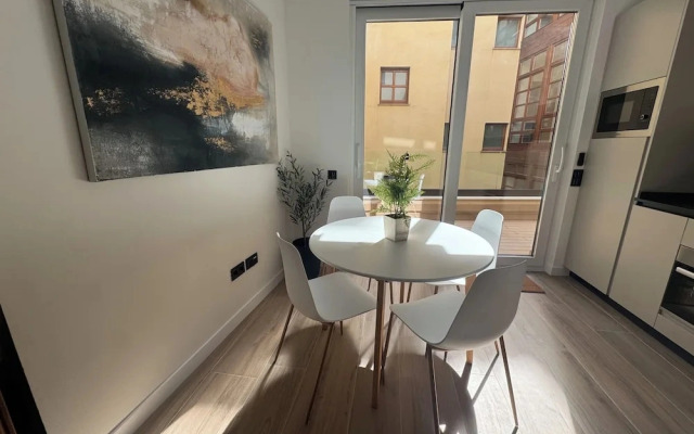 Apartamentos Prior by gaiarooms