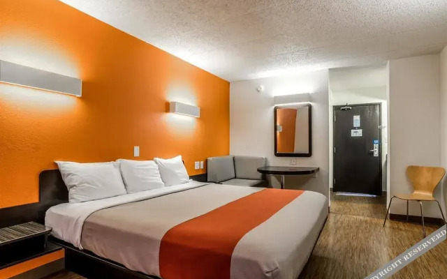 Motel 6 York