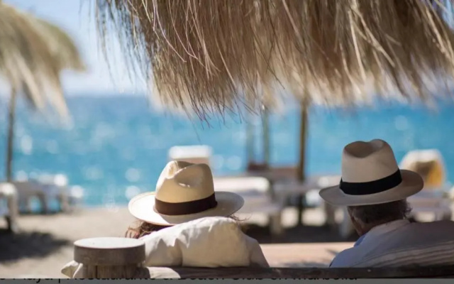 MI CAPRICHO C17 Beachfront Apartment