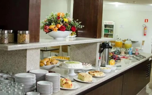 Serras Hotel