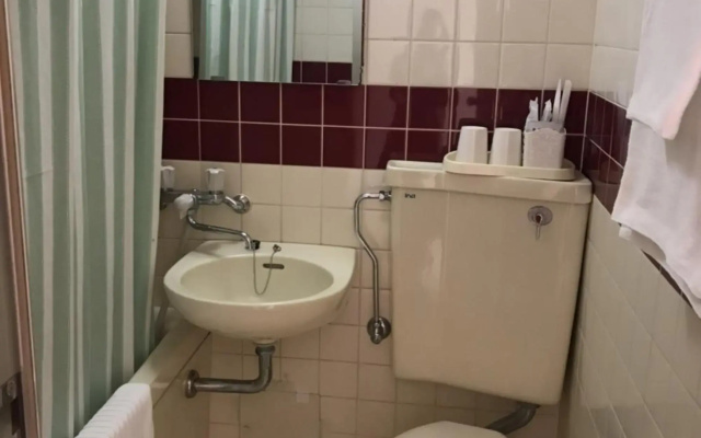 Business Hotel Tontei