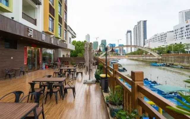 Riverside Apartment (Gold Coast Branch)