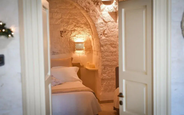 Trulli Laetitia