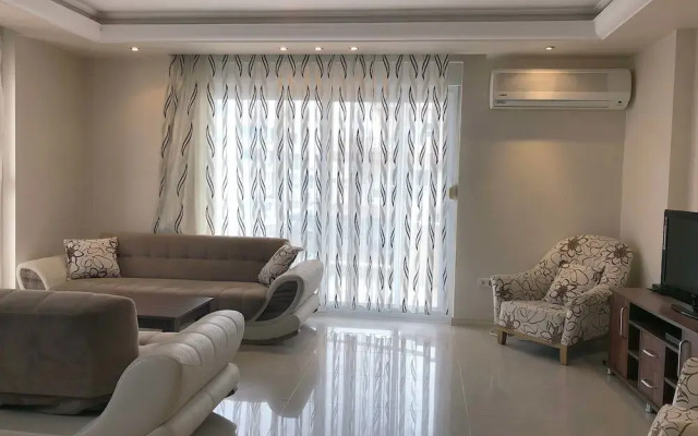 Dream Country Residence