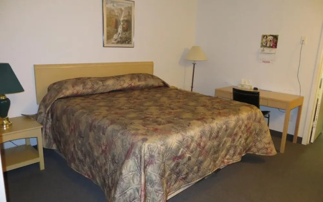 Lazy J Motel