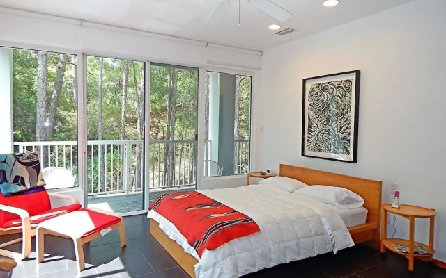 055 Bough House